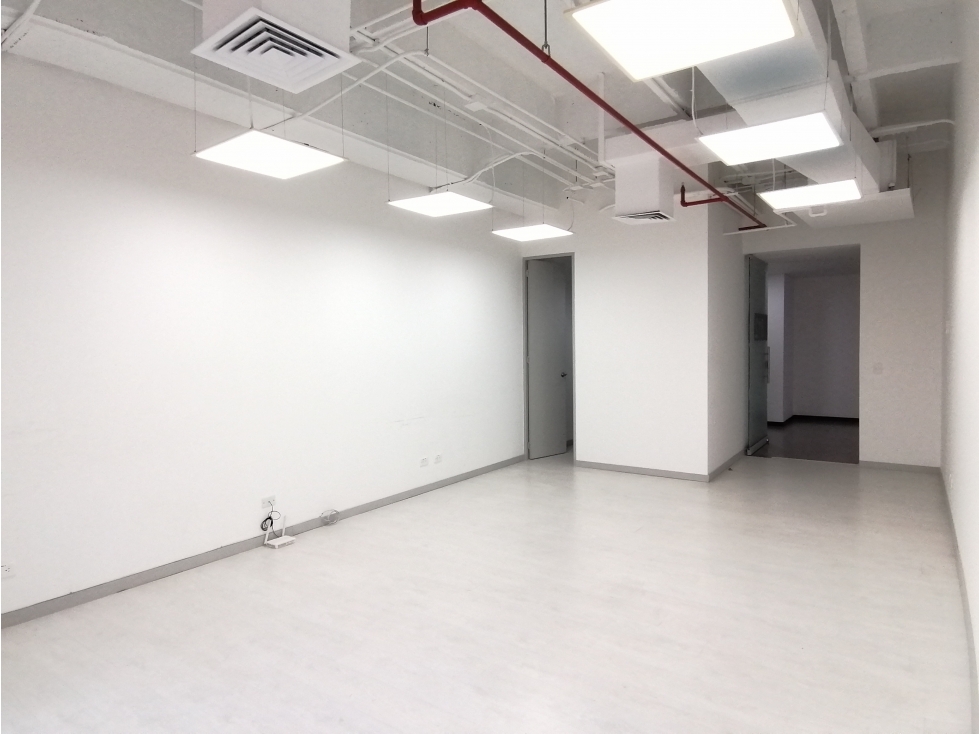 VENTA LOCAL 37 mt2 EN EDIFICIO EMPRESARIAL S48 TOWER - 3