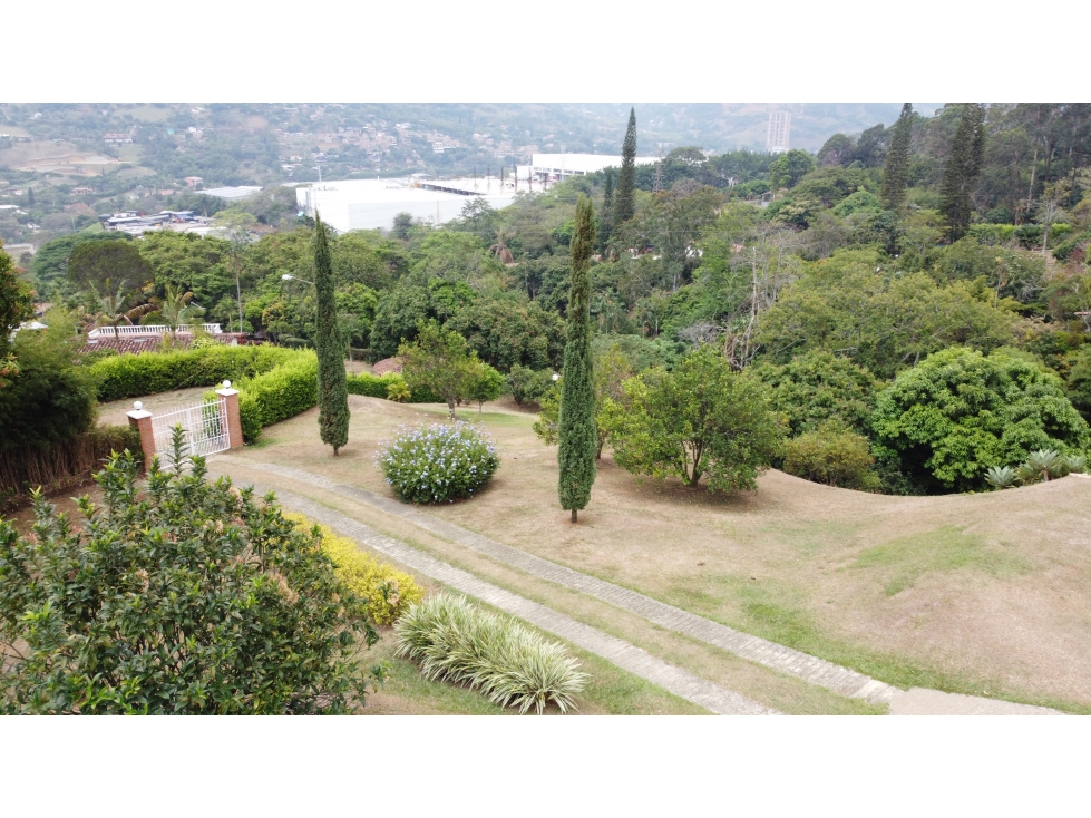 SE VENDE HERMOSA CASA CAMPESTRE EN GIRARDOTA — foto 3