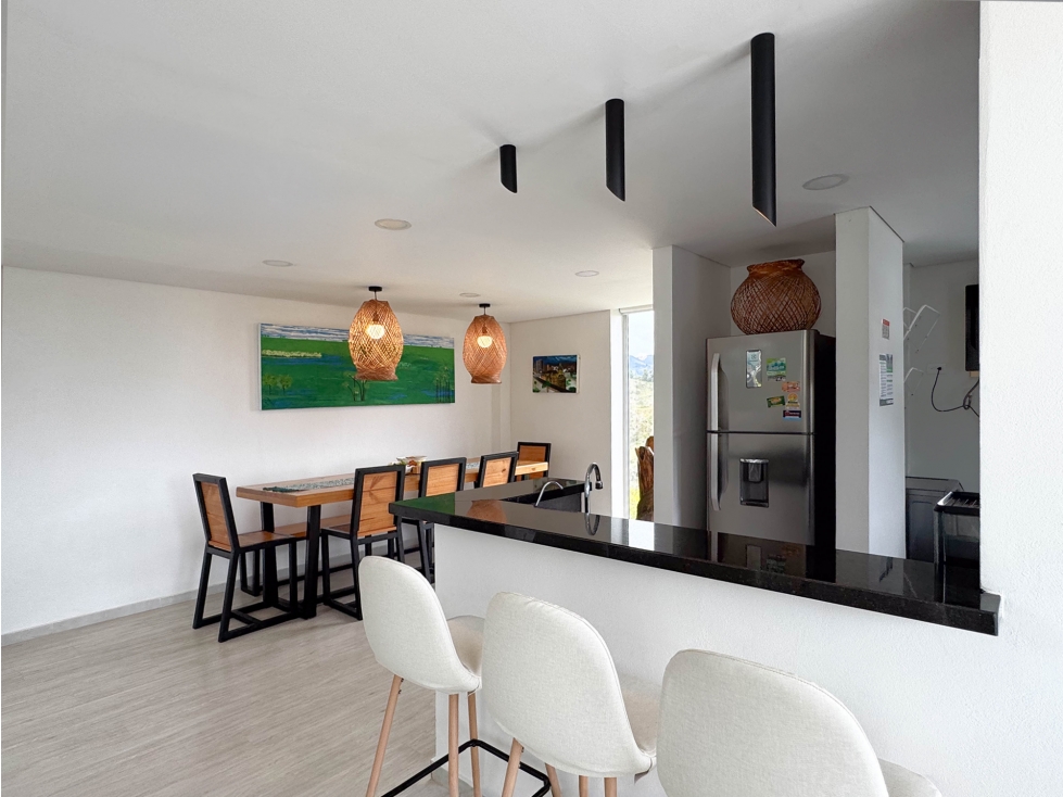 VENTA CASA UNIFAMILIAR Área 121.9m2, Guatapé (Antiq) - 4