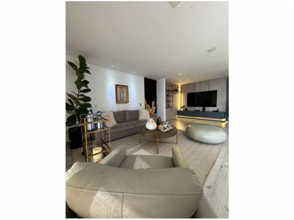 APARTAMENTO POBLADO, SECTOR CASTROPOL — foto 5