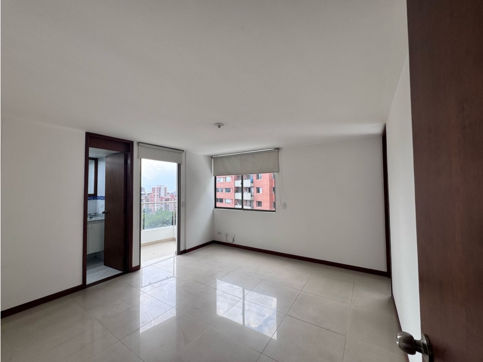 VENDO APARTAMENTO EN ENVIGADO EN LOMA DEL ESMERALDAR — foto 6