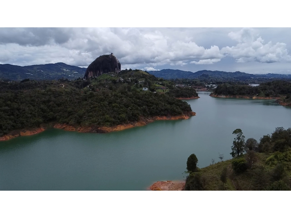 SE VENDE APARTAMENTO PARA ESTRENAR EN GUATAPE - 4