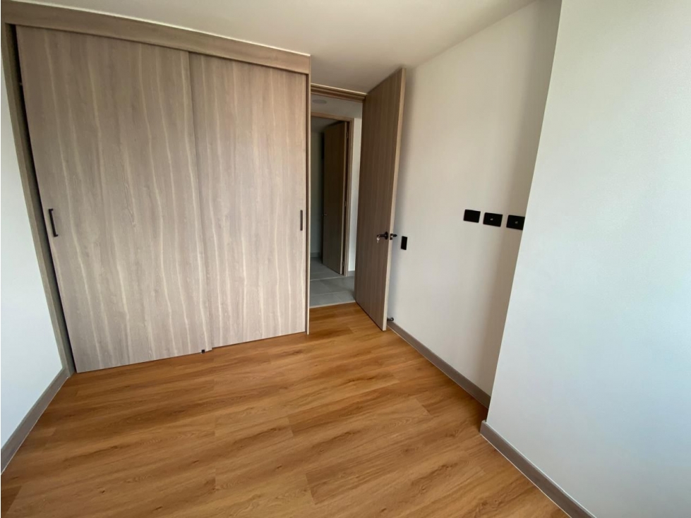 APARTAMENTO BELLO FABRICATO, DISTRITO PLAZA — foto 5