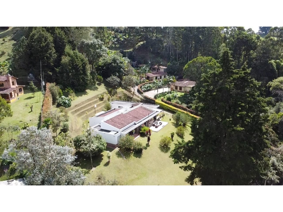 SE VENDE HERMOSA CASA CAMPESTRE EN GUARNE — foto 3