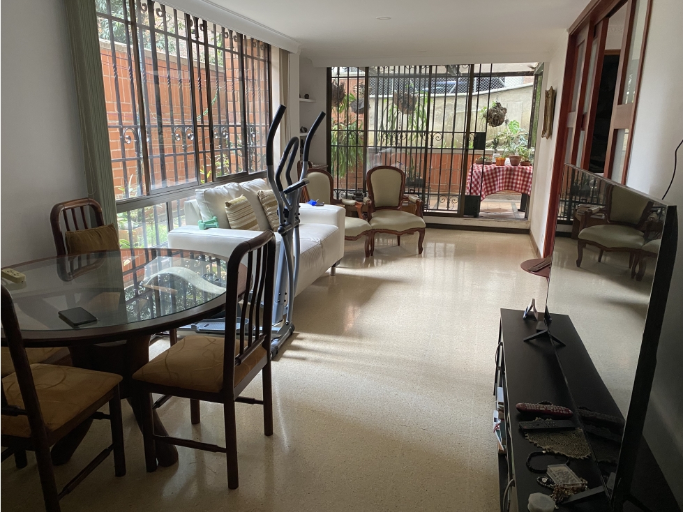 VENTA DE APARTAMENTO EN EL POBLADO - MEDELLIN
