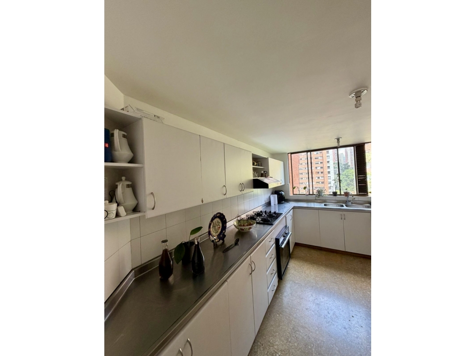 VENTA DE ESPECTACULAR APARTAMENTO EN MEDELLÍN, EL POBLADO — foto 5