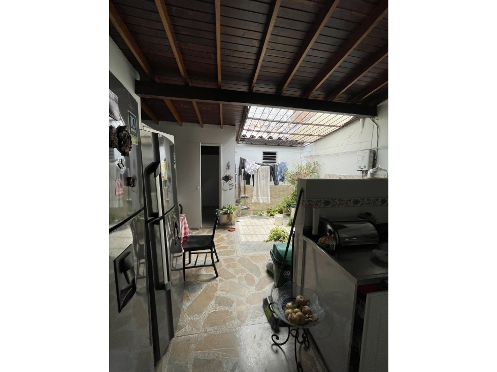 VENTA DE CASA EN EL BARRIO LOS ANGELES EN MEDELLÍN — foto 6