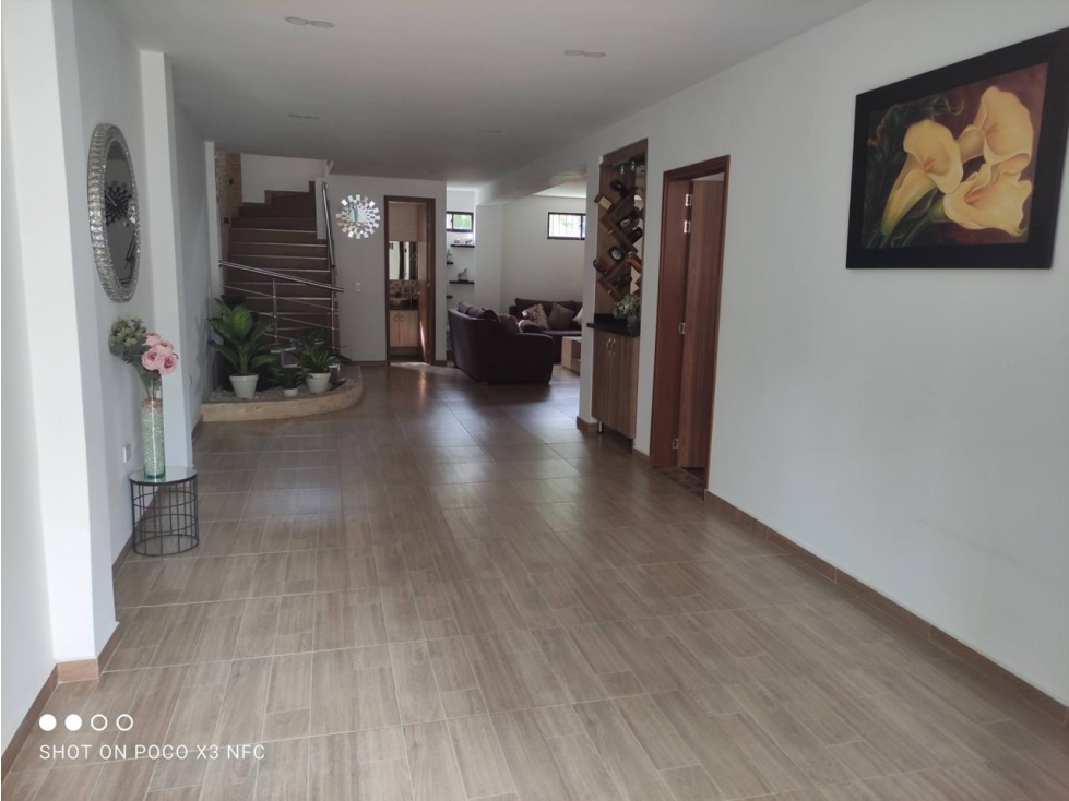 SE VENDE O PERMUTA HERMOSA CASA EN SOPETRAN ANTIOQUIA — foto 4