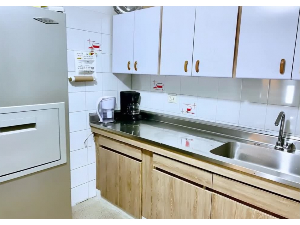 CASA UNIFAMILIAR INDEPENDIENTE EN VENTA | 220 mt2  con GARAJE — foto 6