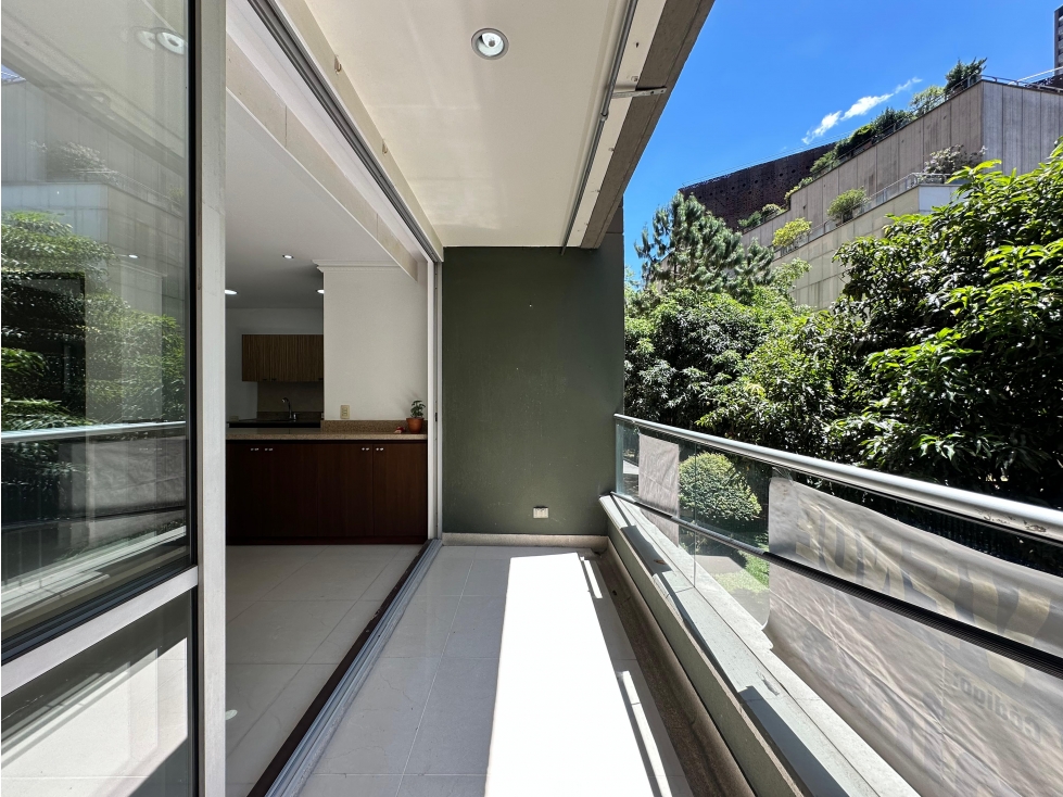 Apartamento en venta en El Poblado Ciudad del Rio — foto 5