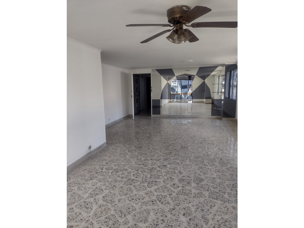 VENDO APARTAMENTO EN SAN JOAQUIN
