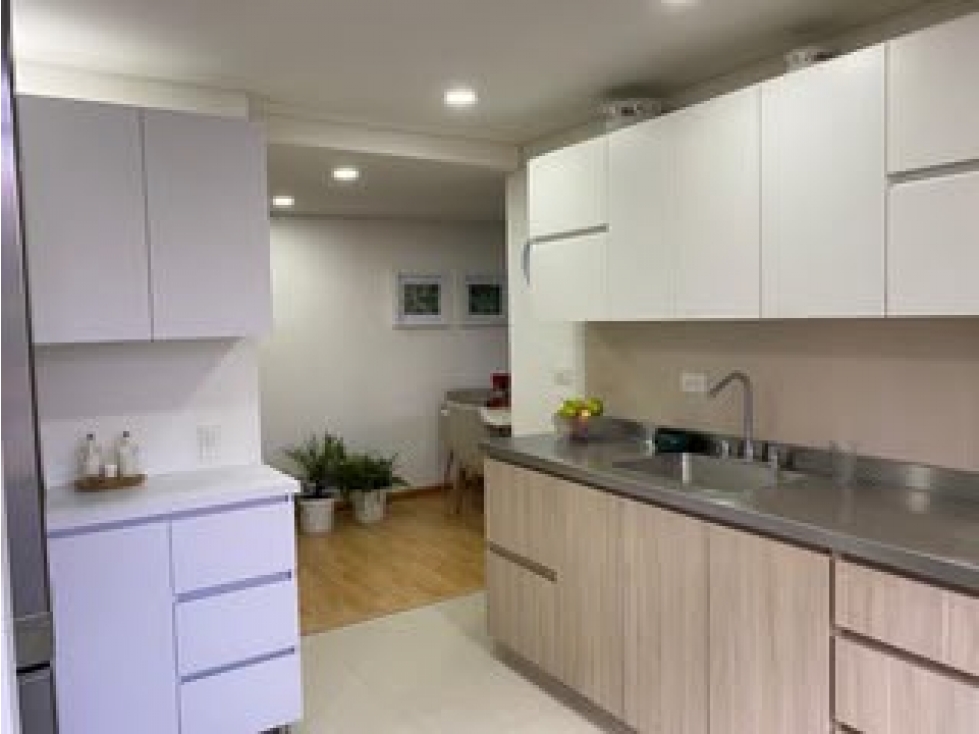 VENTA APARTAMENTO EN EL POBLADO, SAN JULIAN