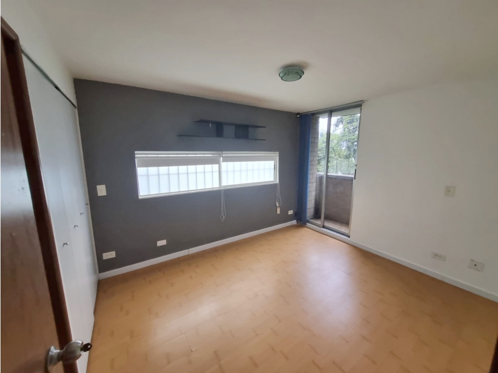 VENTA DE APARTAMENTO EN EL POBLADO. — foto 5