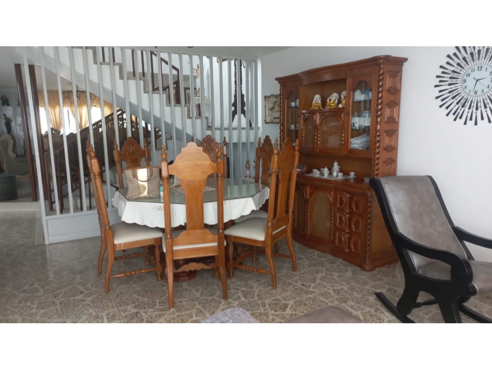 VENTA DE CASA - LOTE EN SIMON BOLIVAR - MEDELLIN
