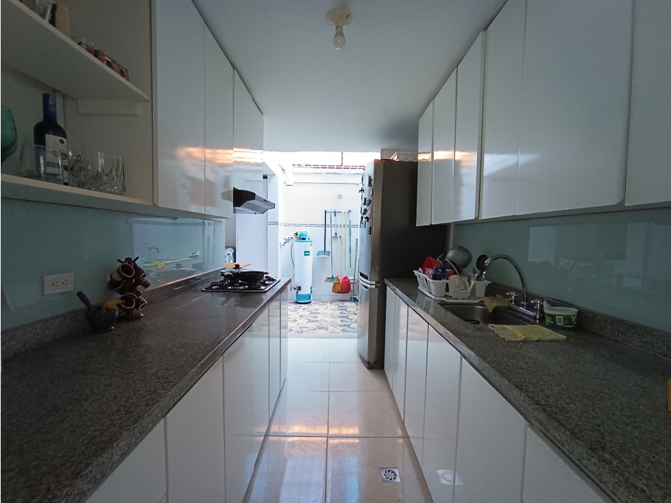 VENTA CASA EN LA LOMA DE LOS BERNAL PARTE BAJA. — foto 4