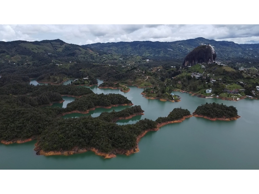 SE VENDE APARTAMENTO PARA ESTRENAR EN GUATAPE - 5