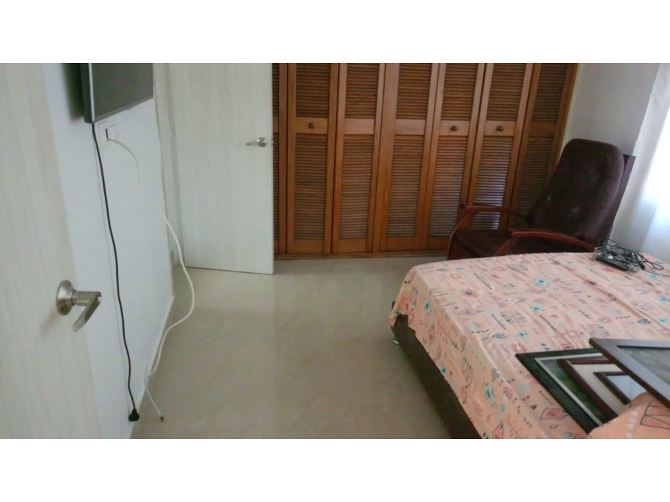 VENDO APARTAMENTO MUY ILUMINADO EN EL POBLADO SECTOR INTERCONTINENTAL — foto 6