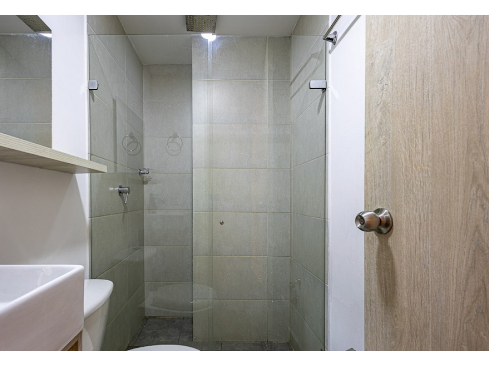 VENTA DE APARTAESTUDIO EN LA CANDELARIA (BOMBONA N° 1). — foto 6