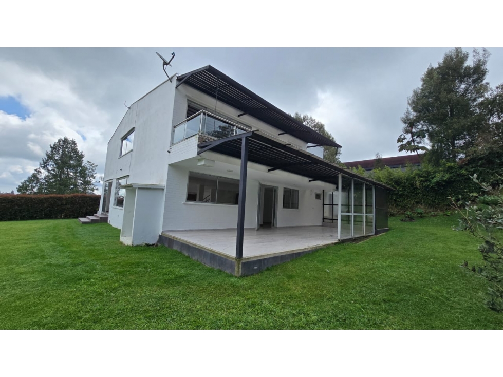 SE VENDE CASA CAMPESTRE EN ENVIGADO LOMA DEL ESCOBERO — foto 4
