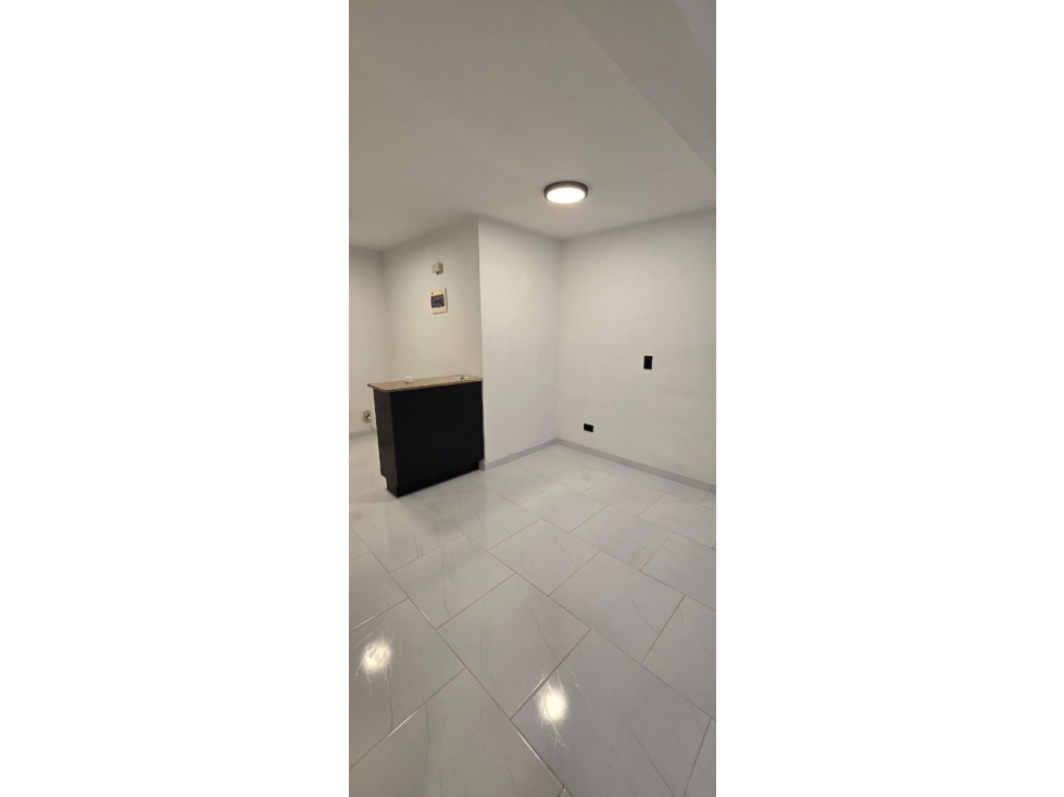 VENTA DE APARTAMENTO EN LA LOMA DE LOS BERNAL — foto 6