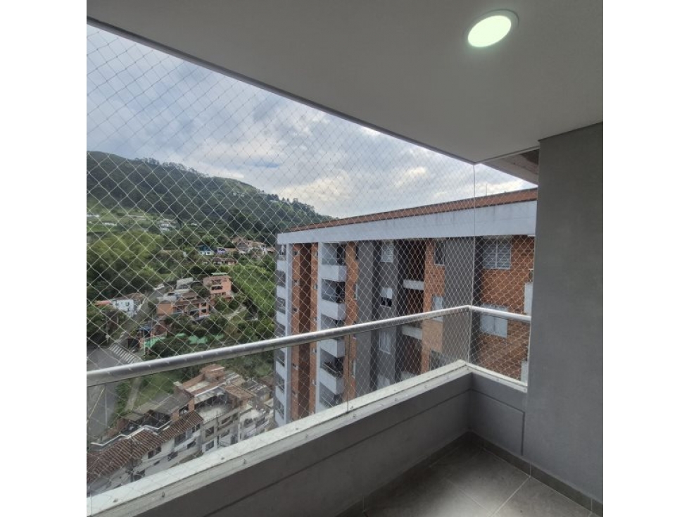 Apartamento en venta Envigado, sector Las Antillas — foto 2