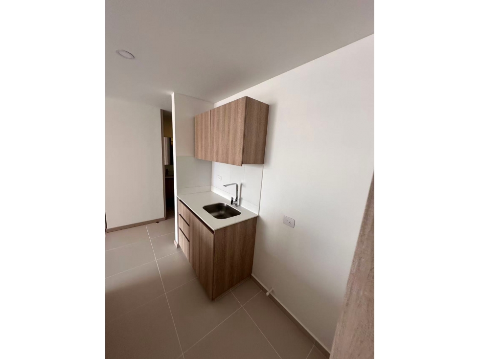 APARTAESTUDIO CIUDAD DEL RIO — foto 2