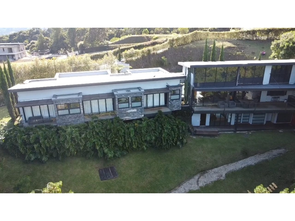 SE VENDE CASA CAMPESTRE EN LA CEJA VIA SAN ANTONIO DE PEREIRA — foto 2
