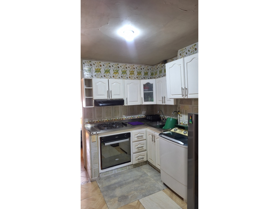 VENDO APARTAESTUDIO EN BARRIO CRISTOBAL — foto 2
