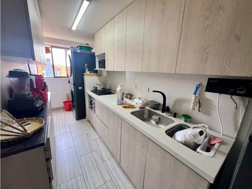 VENTA DE APARTAMENTO UNIDAD SAN TELMO EN LA AMERICA CON PARQ Y UTIL — foto 2