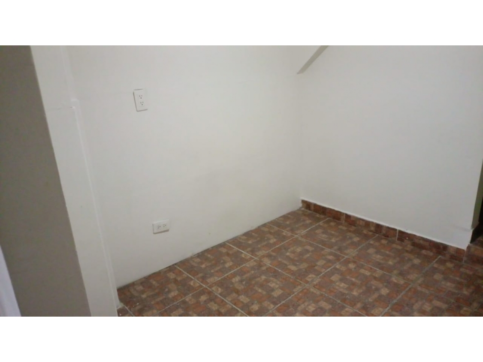 ARRIENDO APARTAESTUDIO DE UN SOLO AMBIENTE EN PRADO CENTRO — foto 5