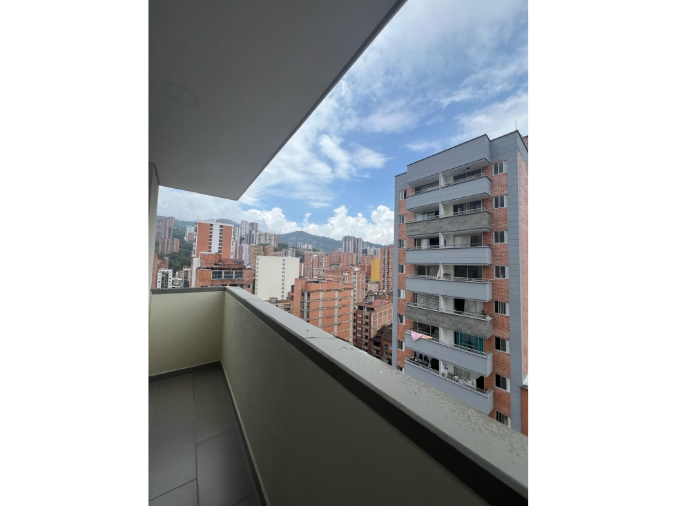 APARTAMENTO EN VENTA MODERNO SABANETA CALLLE DEL BANCO