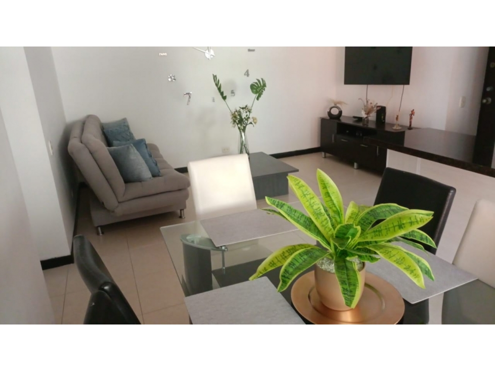 VENDO APARTAMENTO EN LOMA DEL INDIO MEDELLIN — foto 3