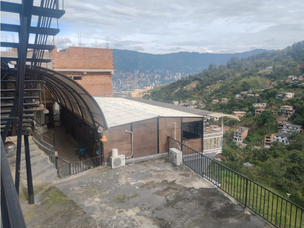 OPORTUNIDAD, LOTE CON CASAS EN VENTA EN BELÉN EL JARDÍN — foto 4