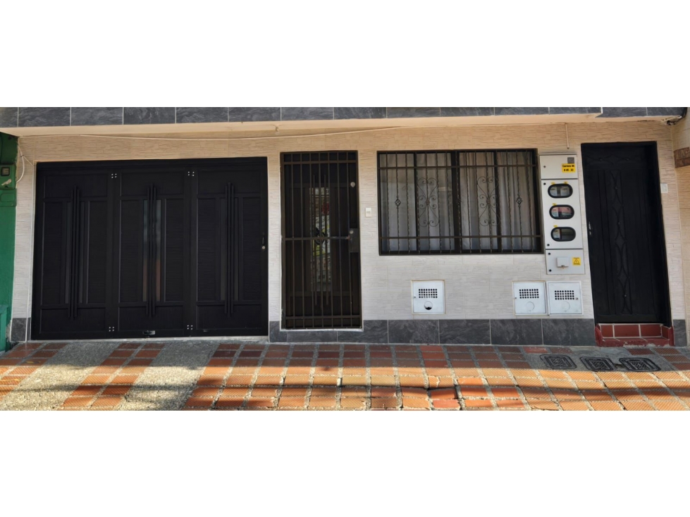CASA EN VENTA ITAGUI SAN JOSE 1 PISO CON GARAJE
