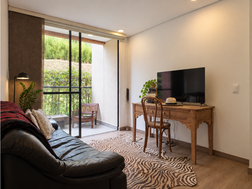 Apartaestudio en El Retiro | $460 millones | Primer Piso - 4