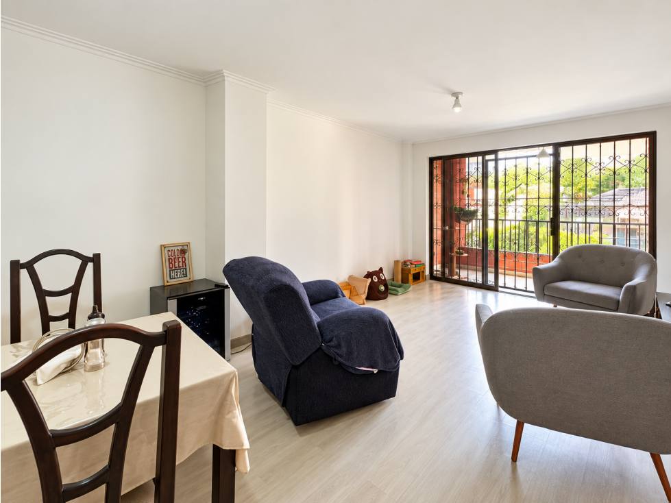 Apartamento en venta en Laureles de 141 mt2 y 2 parqueaderos — foto 4