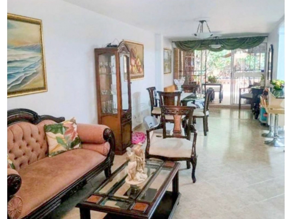 VENTA DE CASA EN LA LOMA DE LOS BERNAL.
