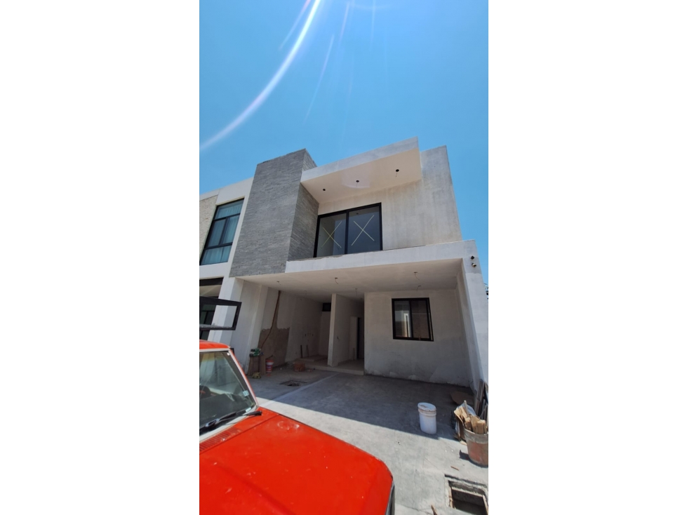 Casa En Venta Coto Sol, Recamara Planta Baja - 2