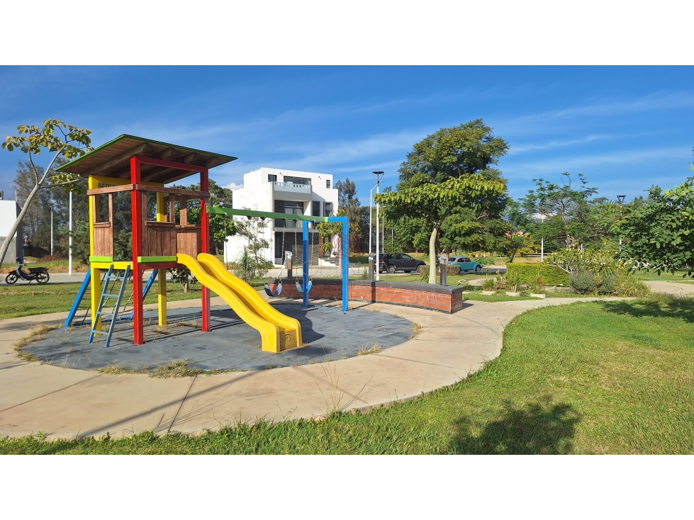 Residencial Campesinos Manzana 5, Lote 9 - 4