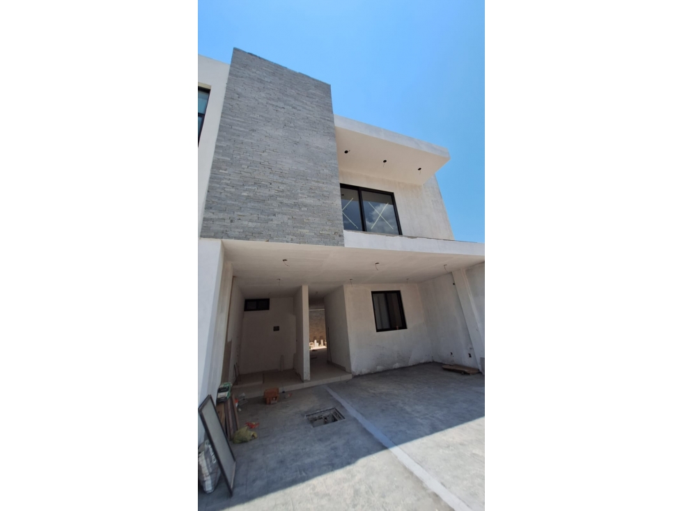 Casa En Venta Coto Sol, Recamara Planta Baja - 4
