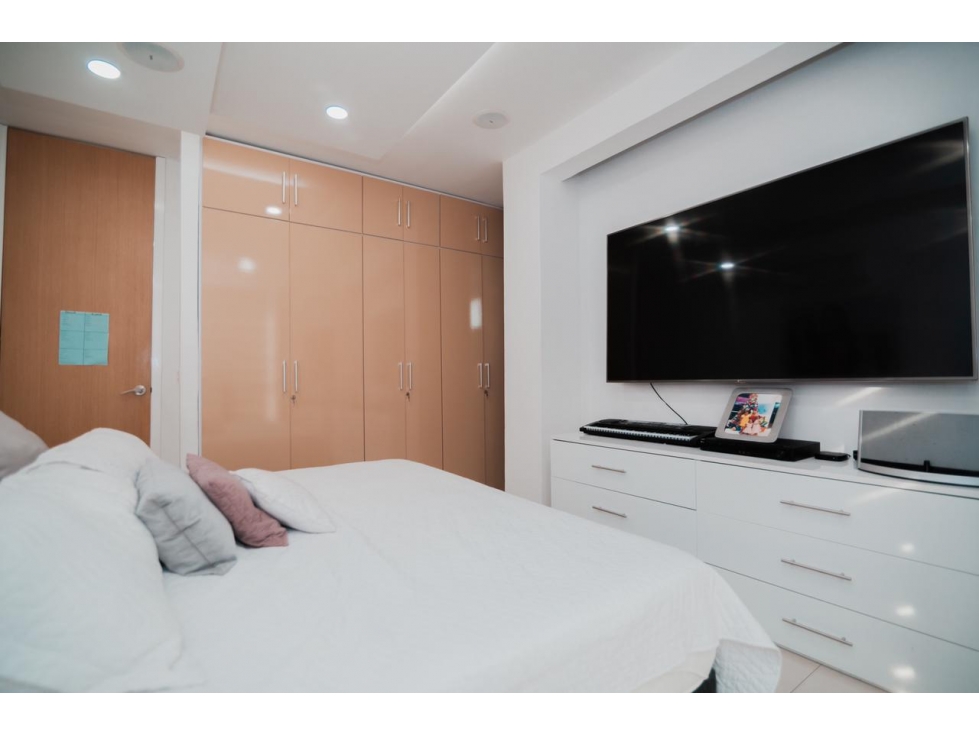 VENTA DE APARTAMENTO EN MANGA LUNA DEL MAR — foto 3