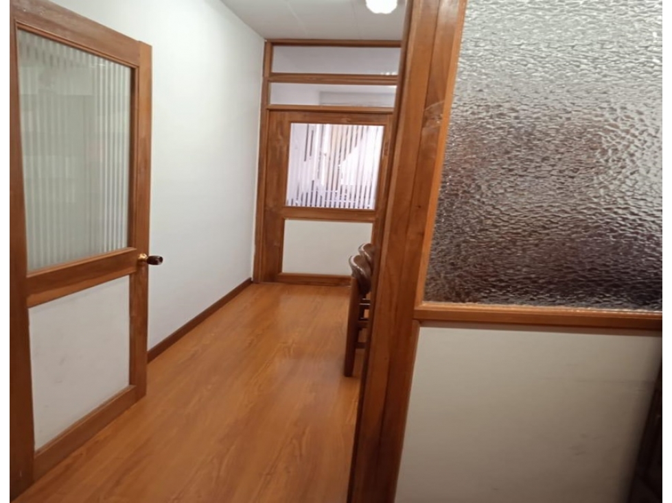 Vendo exclusiva oficina en el centro de Bogotá — foto 2