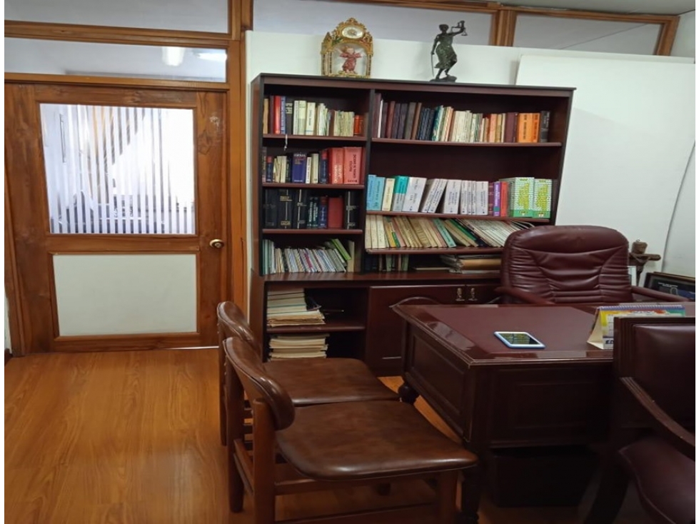Vendo exclusiva oficina en el centro de Bogotá — foto 3