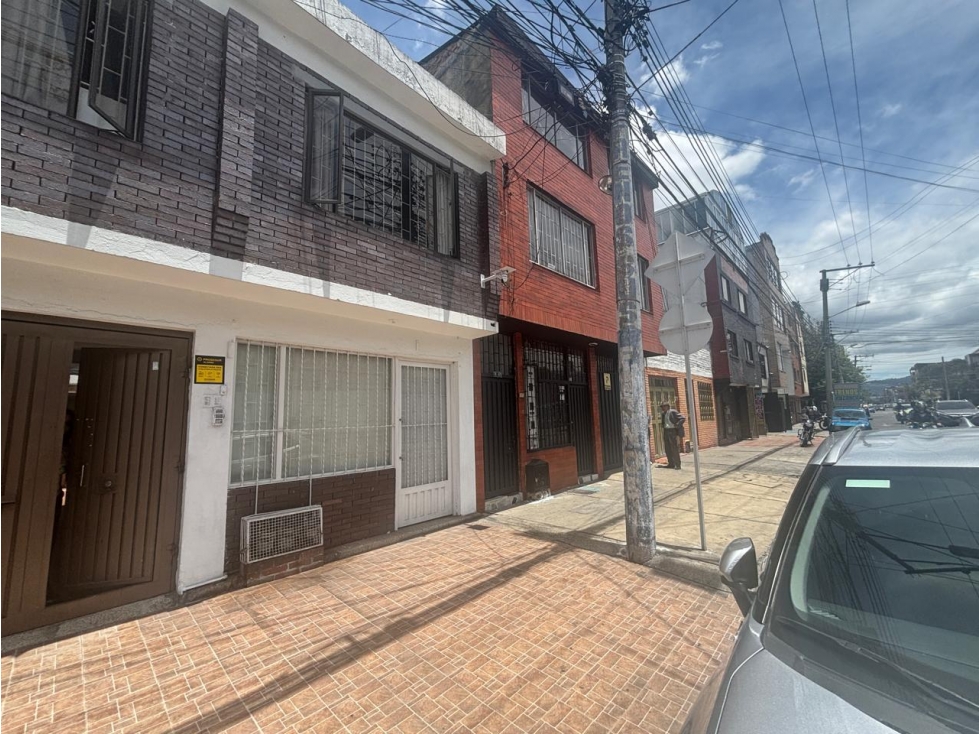 Edificio en venta cinco pisos barrio alcazarez