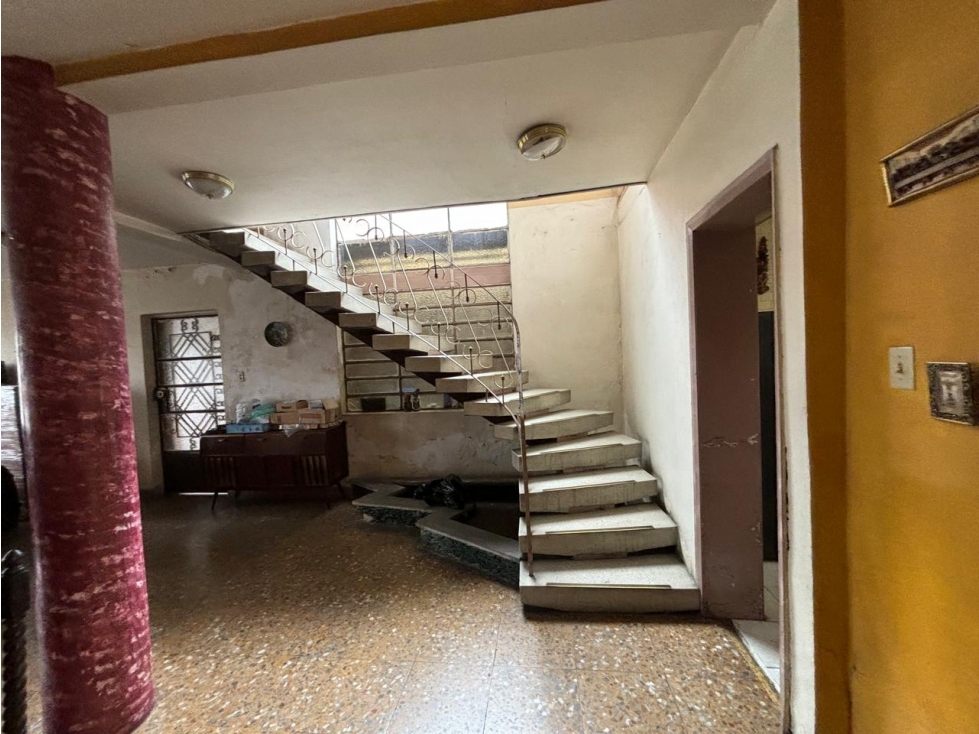 Vendo amplia casa para remodelar o desarrollar proyecto en Chapinero — foto 4