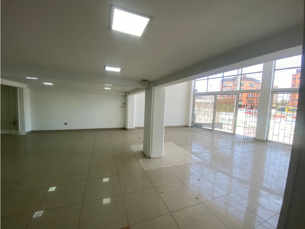 Arriendo local comercial sobre la cl 100 — foto 4