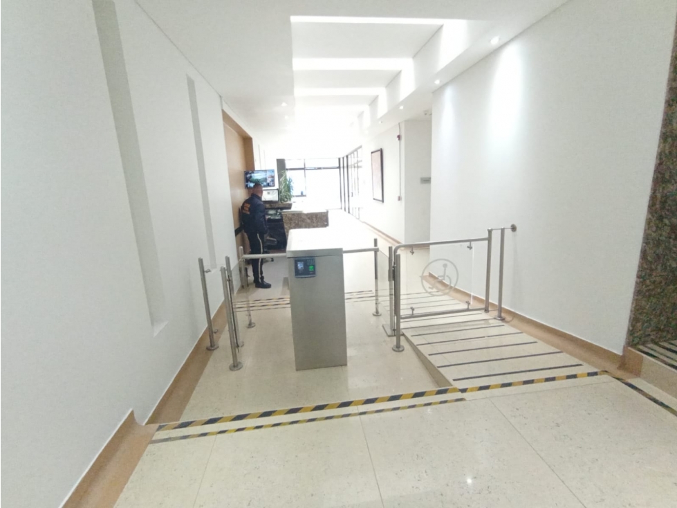 Vendo oficina en excelente zona de chico norte — foto 3