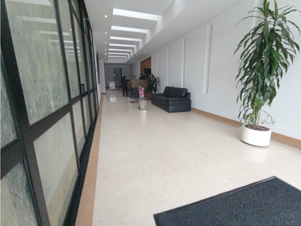 Vendo oficina en excelente zona de chico norte — foto 2