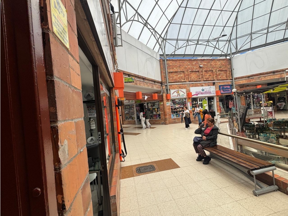 Arriendo local comercial en Subazar - 5