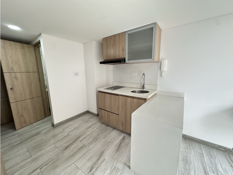 ARRIENDO APARTAESTUDIO GALERIAS